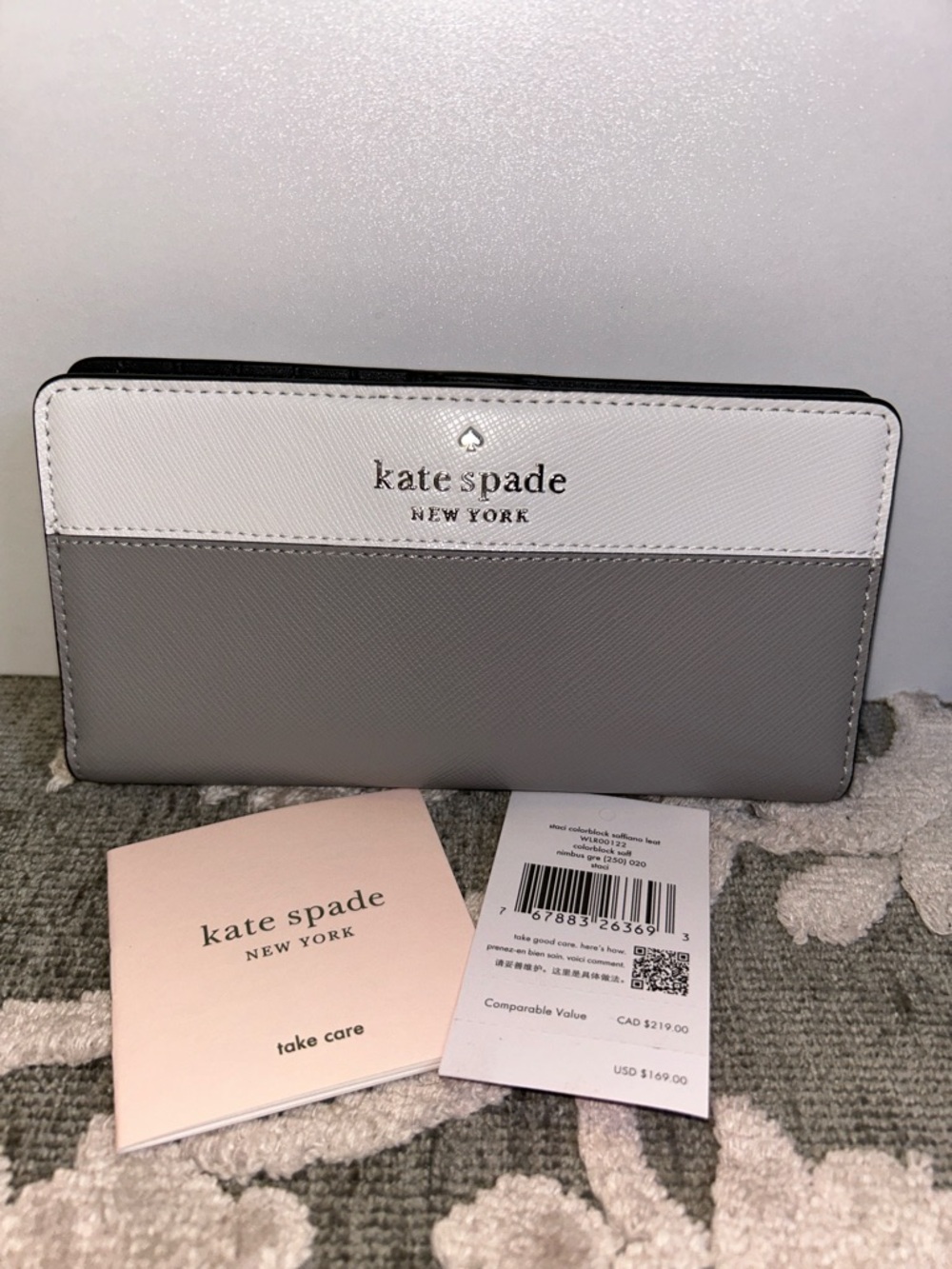 NWT Kate spade Staci colorblock saffiano leather wallet